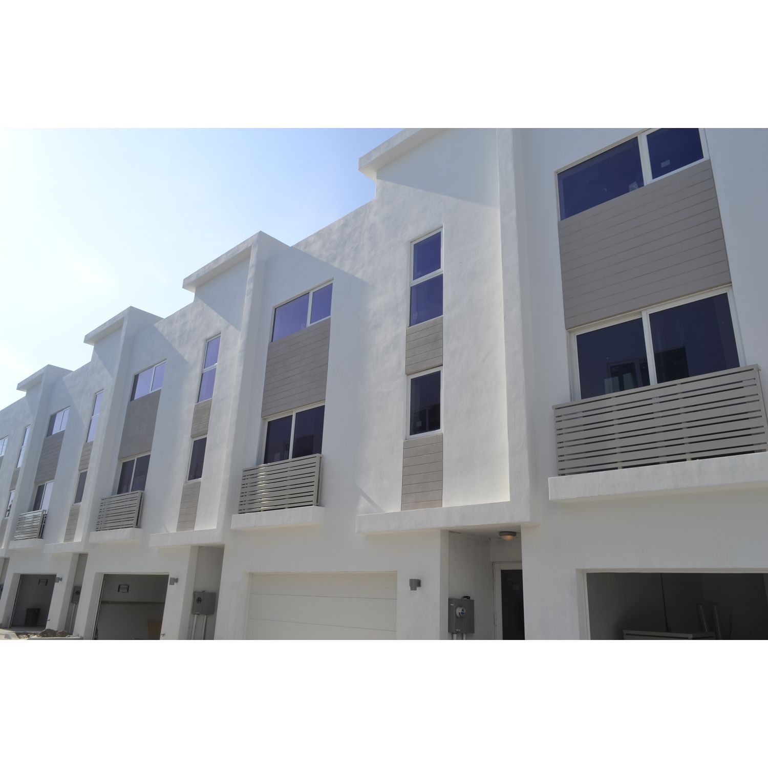 Photo of 14th & Ocean Townhouses in Pompano Beach, FL 33062