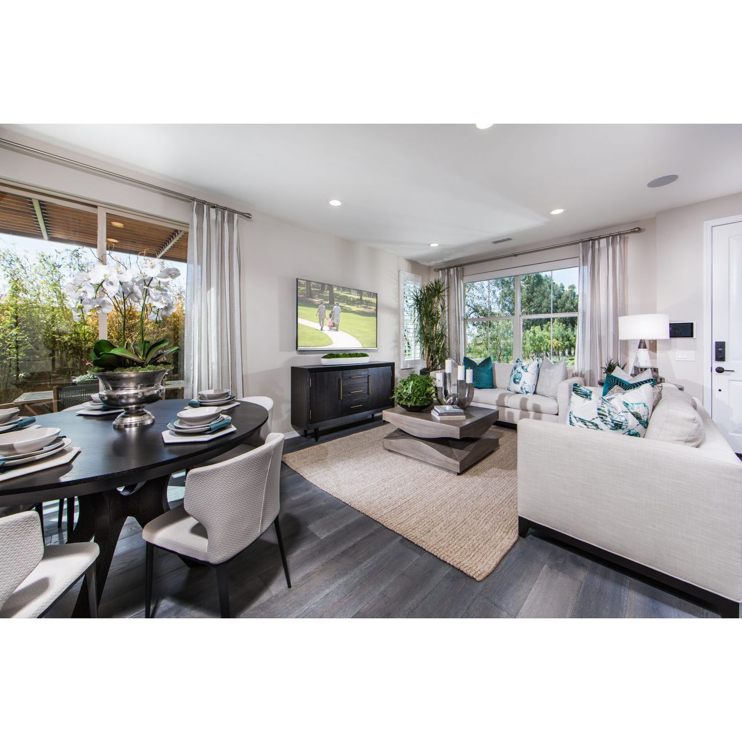 Photo of Delano at Eastwood in Irvine, CA 92620