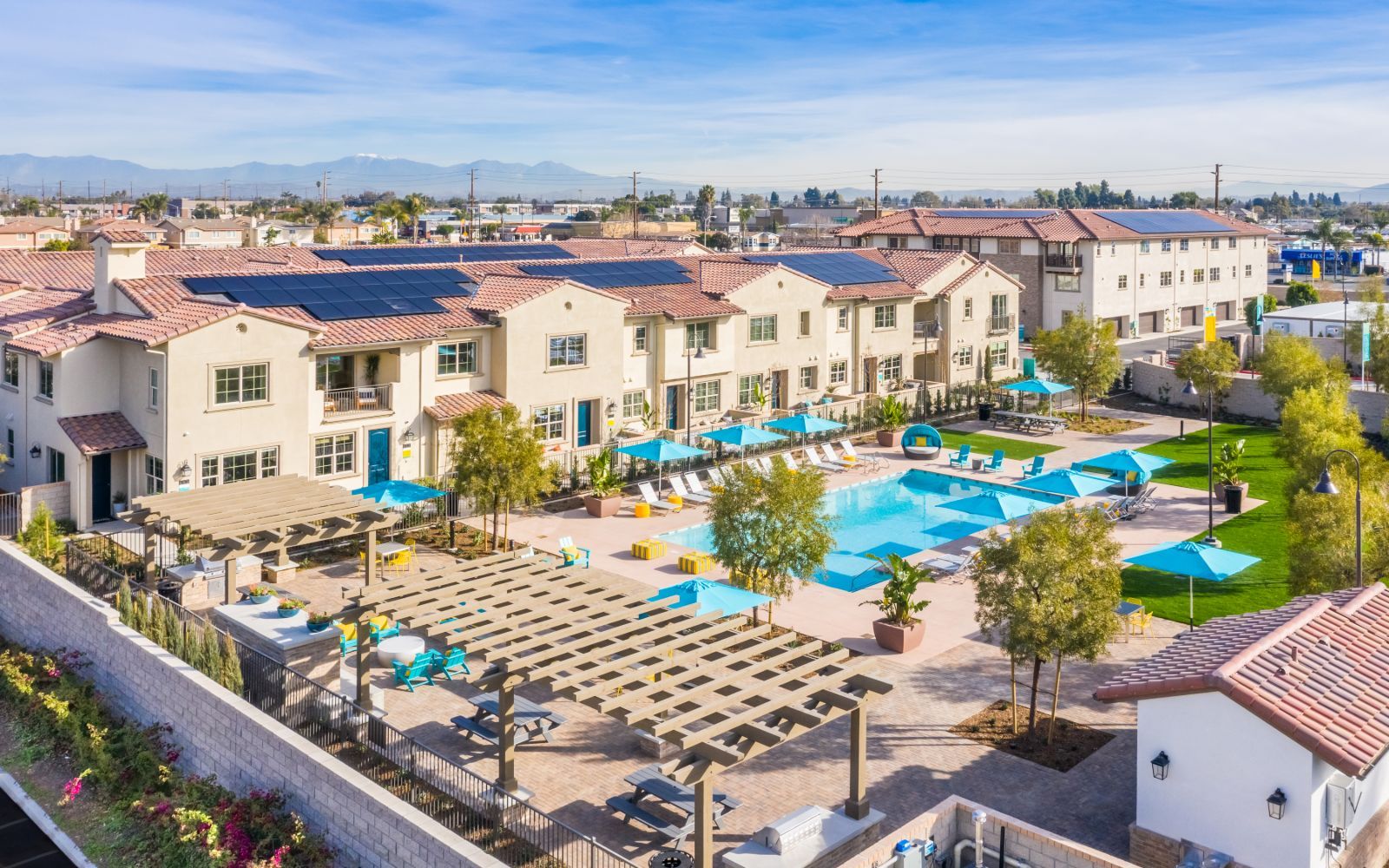 55-retirement-communities-in-northern-southern-california