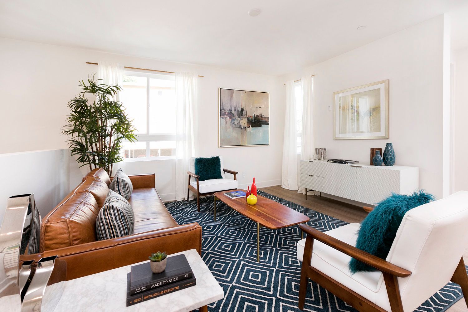 Photo of Cahuenga 18 in Los Angeles, CA 90068