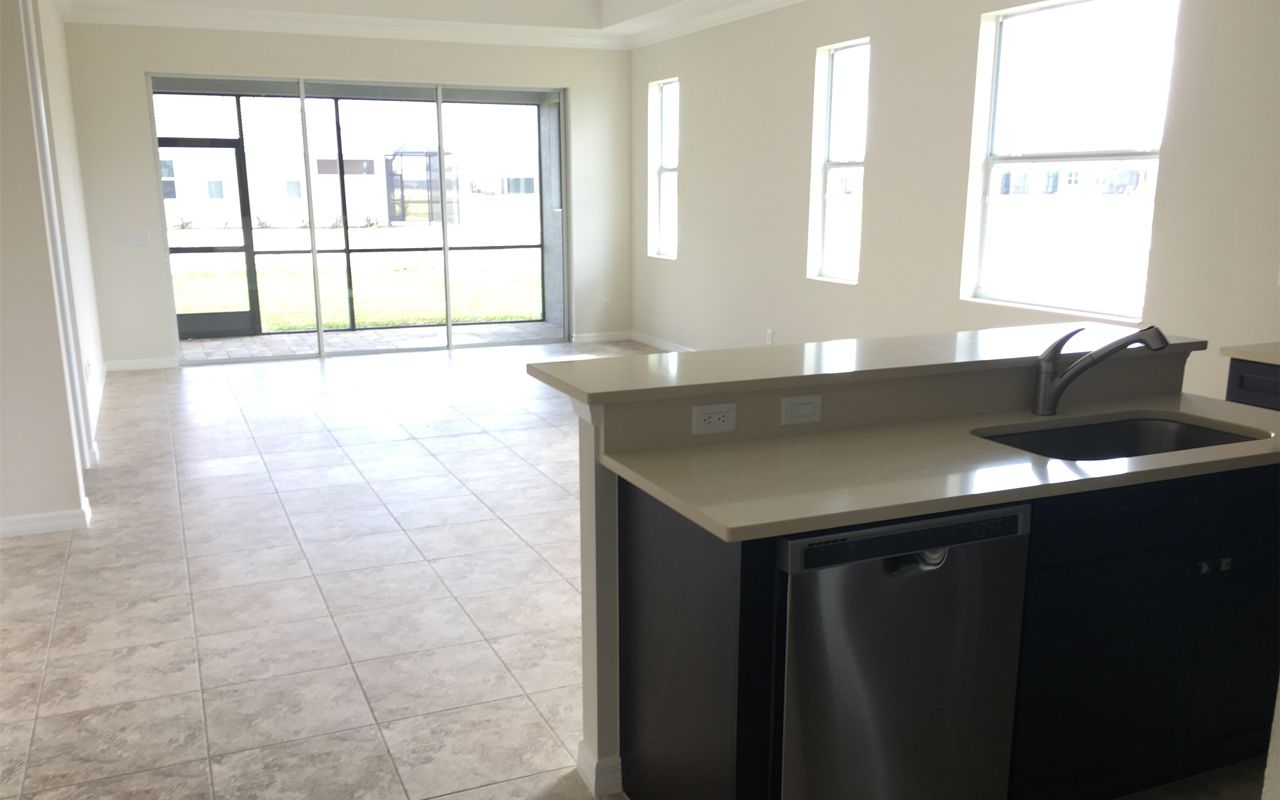 Photo of Casey in Sarasota, FL 34243