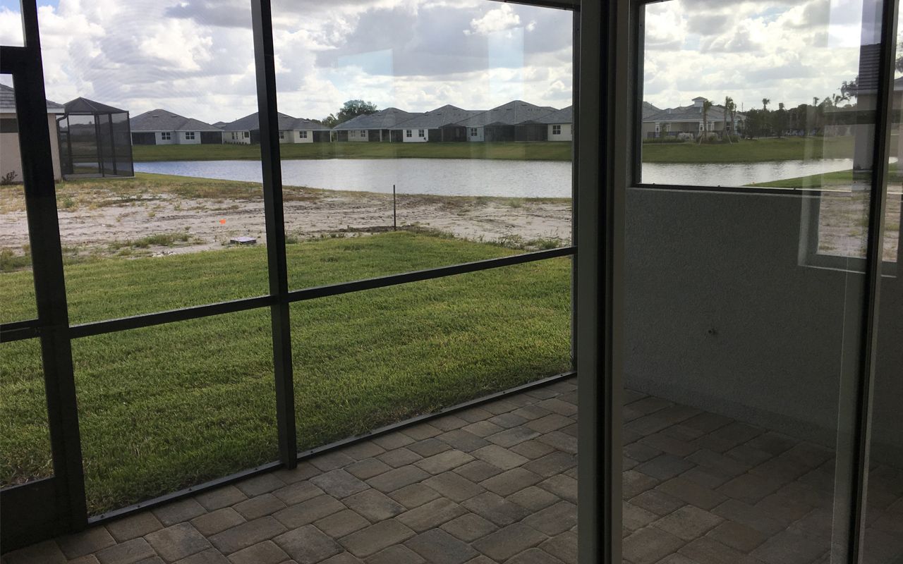 Photo of Casey in Sarasota, FL 34243