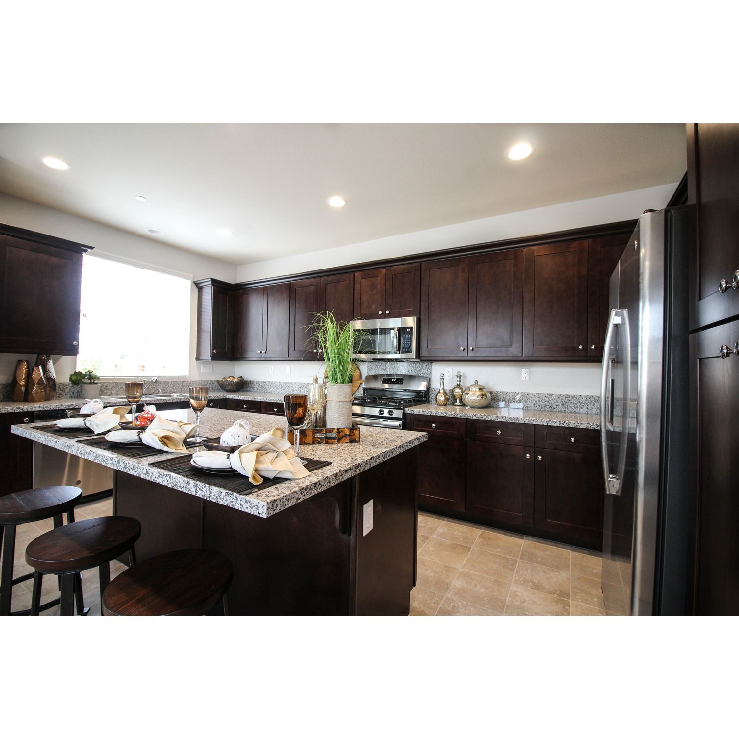 Photo of Adams Grove in Rialto, CA 92376
