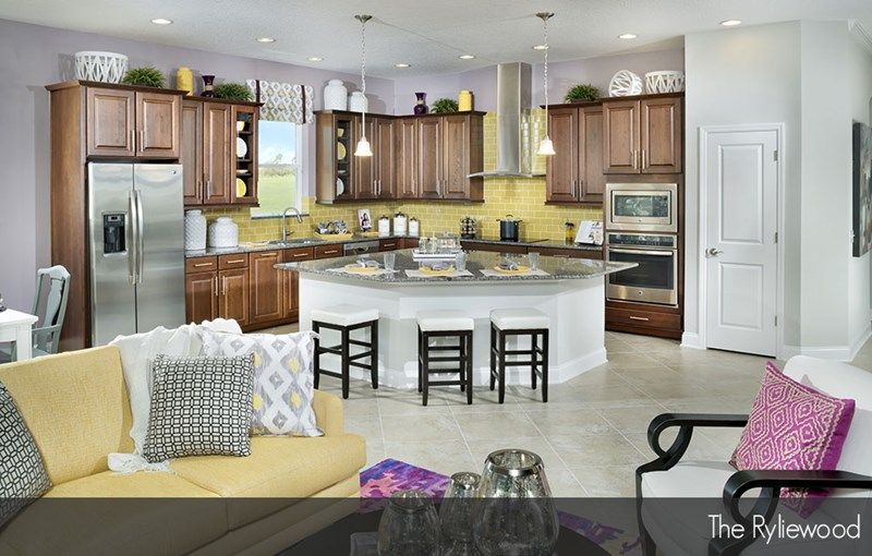 Photo of John's Lake Landing Manor in Clermont, FL 34711