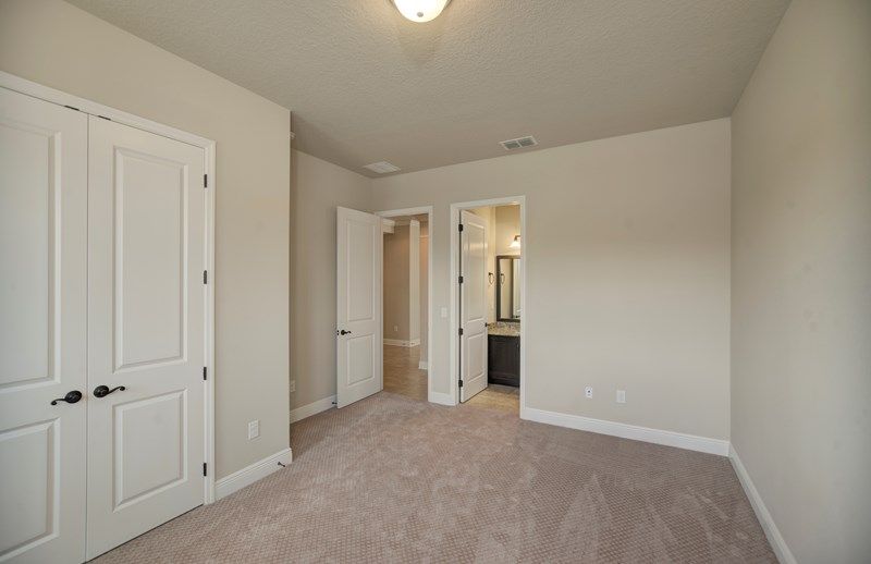 Photo of Ovilla in Lithia, FL 33547