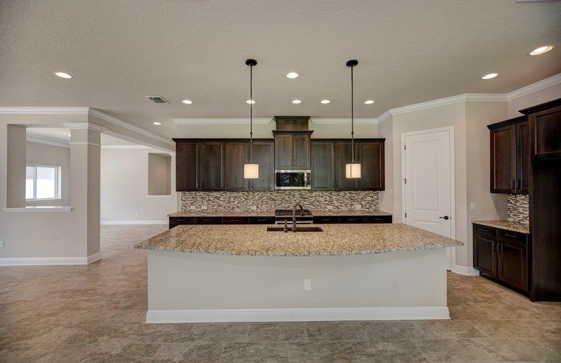 Photo of Ovilla in Lithia, FL 33547