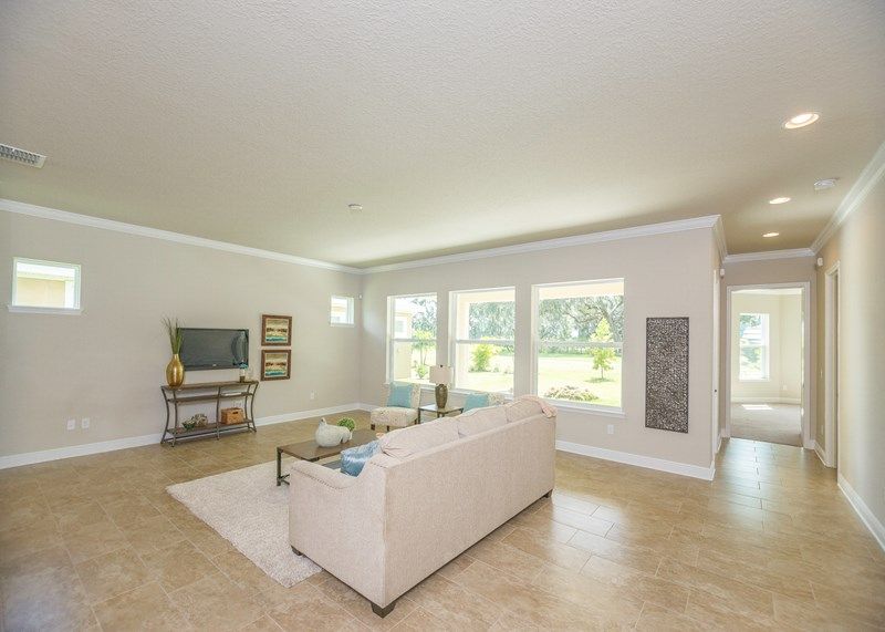 Photo of Ovilla in Lithia, FL 33547