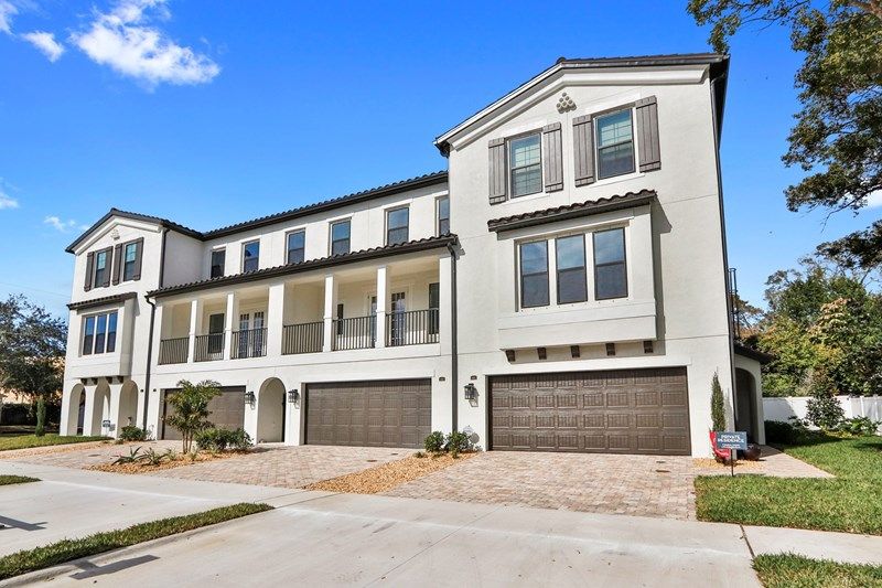 Photo of SOHO Townhomes in Tampa, FL 33609
