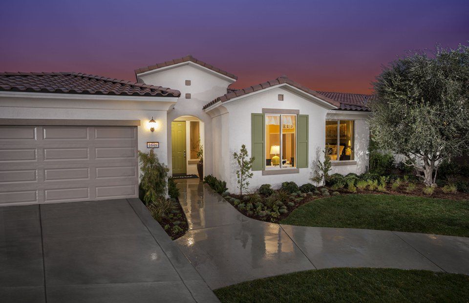 Photo of Solera Diamond Valley in Hemet, CA 92545