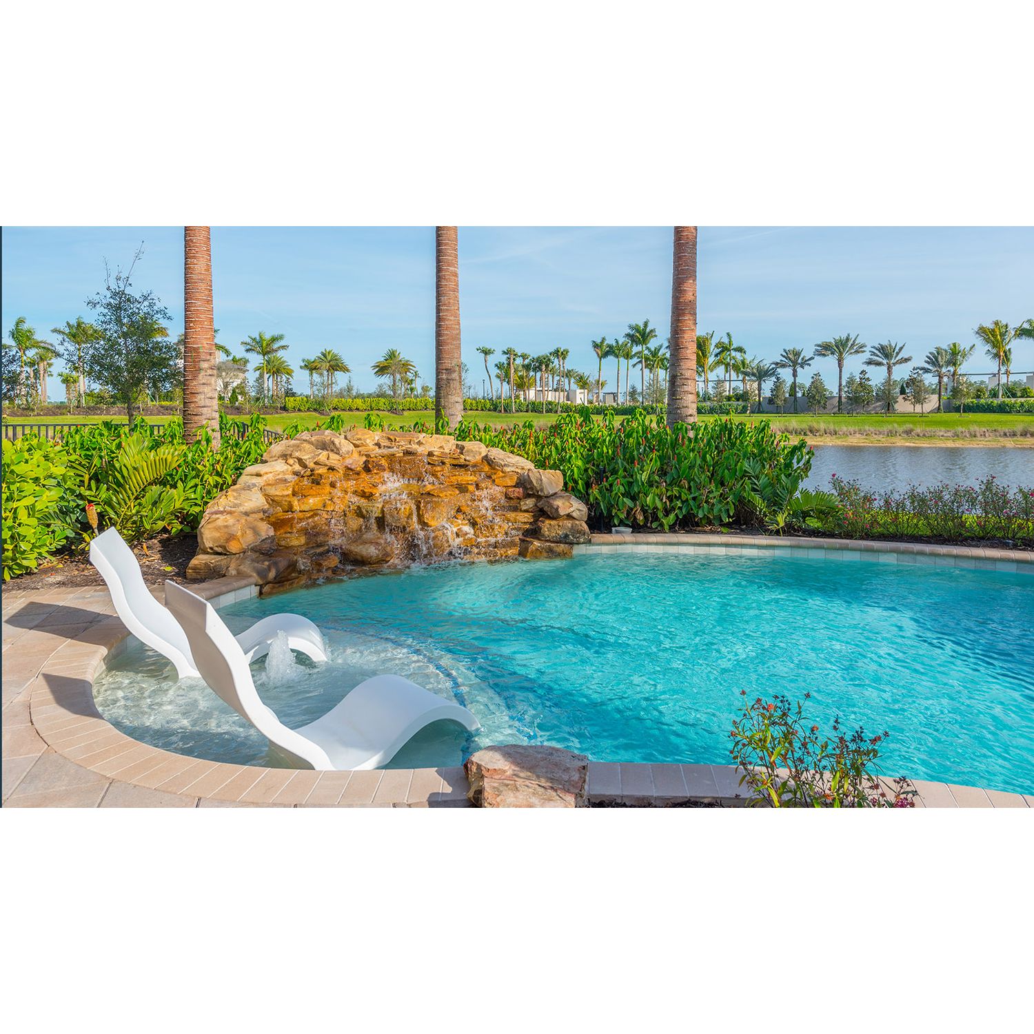 Photo of Carlyle in Naples, FL 34119