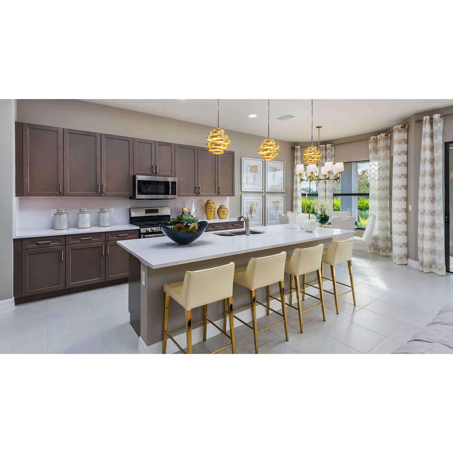Photo of Rosé in Naples, FL 34119