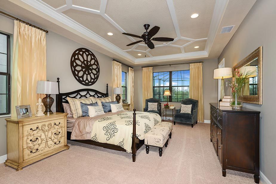 Photo of La Collina 70'S in Brandon, FL 33511