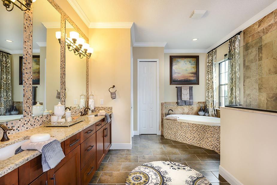 Photo of La Collina 70'S in Brandon, FL 33511