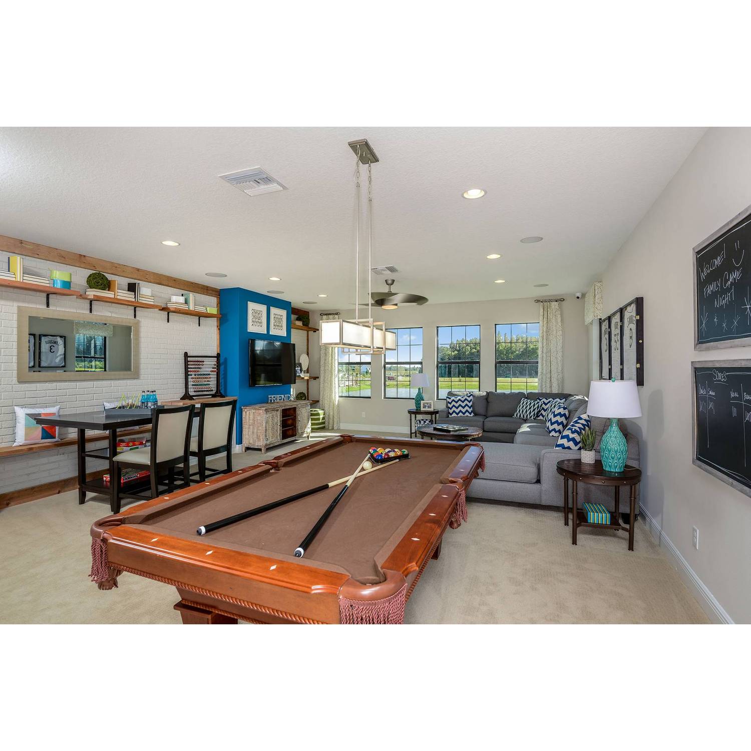 Photo of La Collina 70'S in Brandon, FL 33511