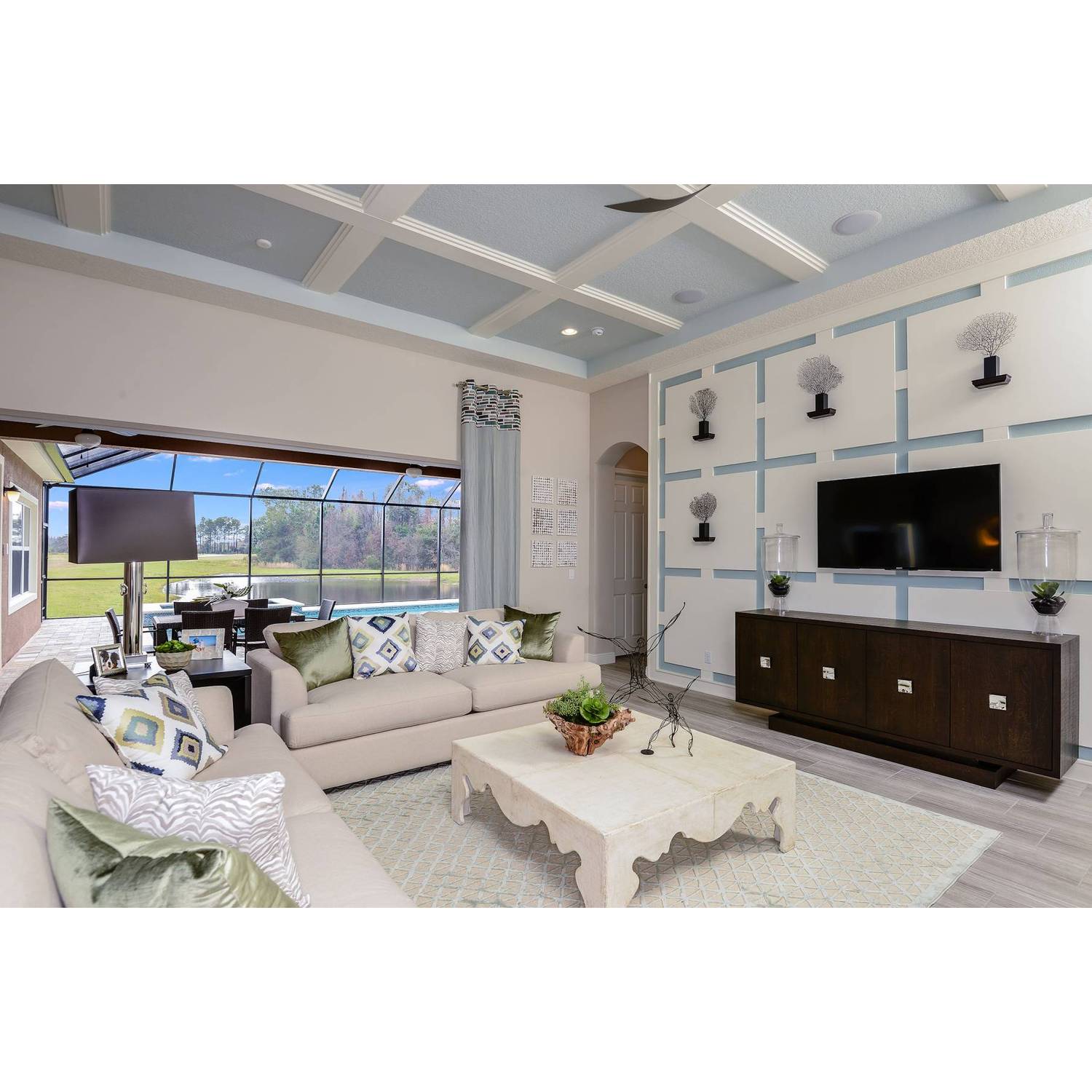 Photo of Waterset 70'S in Apollo Beach, FL 33572