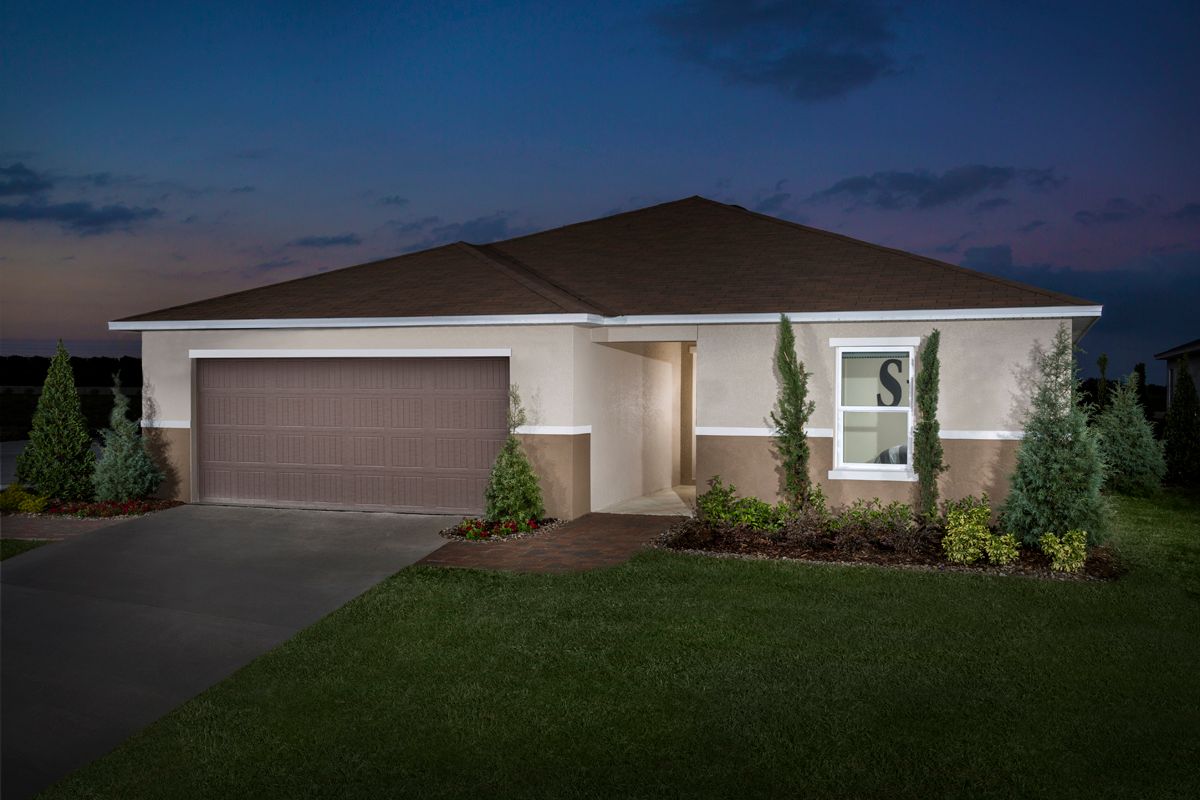 Photo of Plan 1707 Modeled in Winter Haven, FL 33881