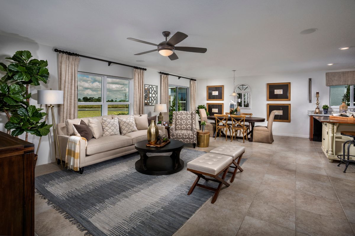 Photo of Plan 1707 Modeled in Winter Haven, FL 33881