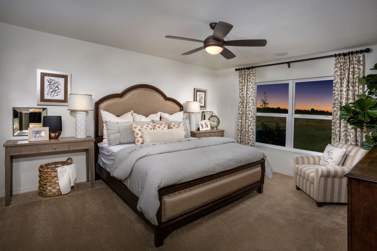 Photo of Plan 1707 Modeled in Winter Haven, FL 33881
