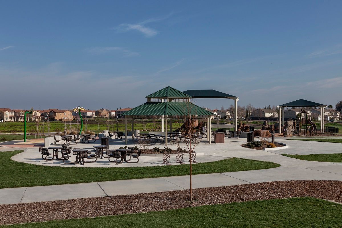 Photo of Montauk at The Hamptons in Sacramento, CA 95835