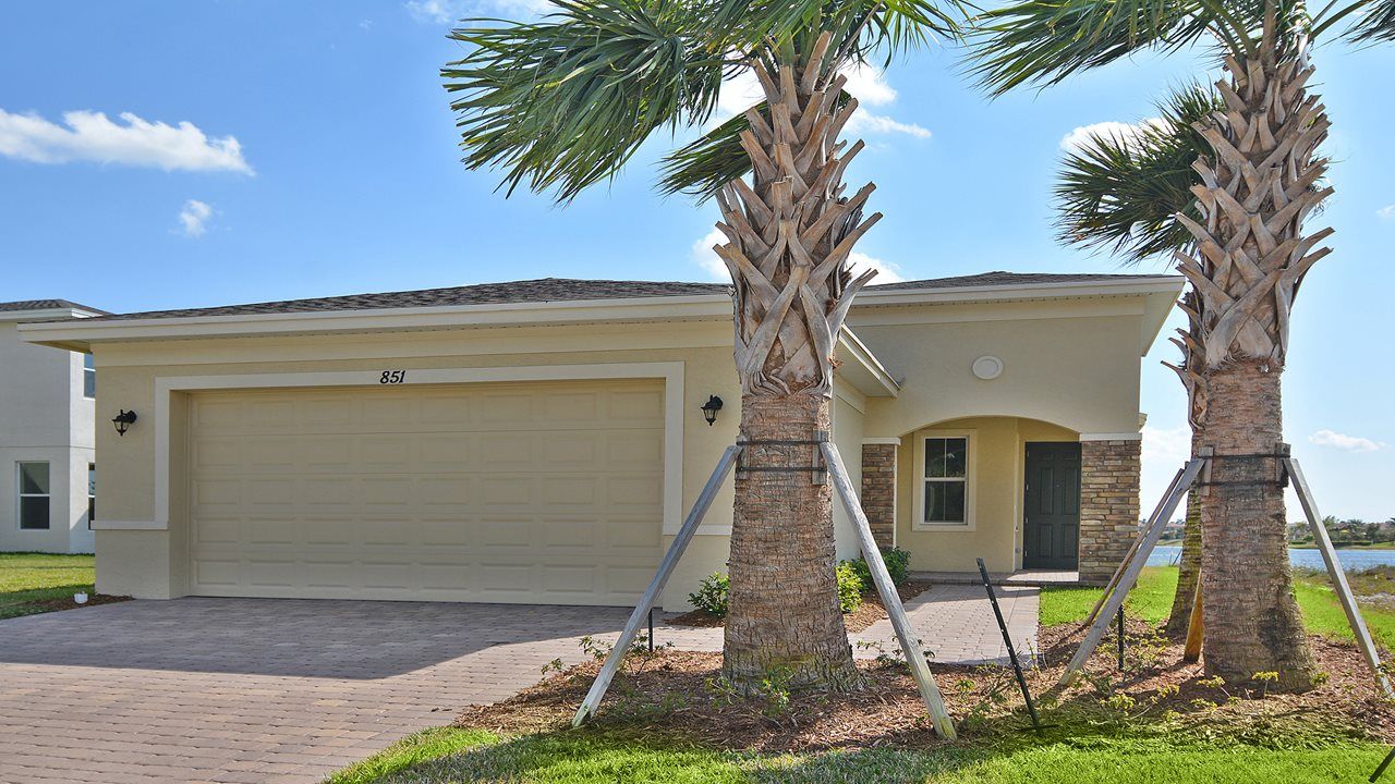 Vizcaya Falls in Port Saint Lucie, FL 34986