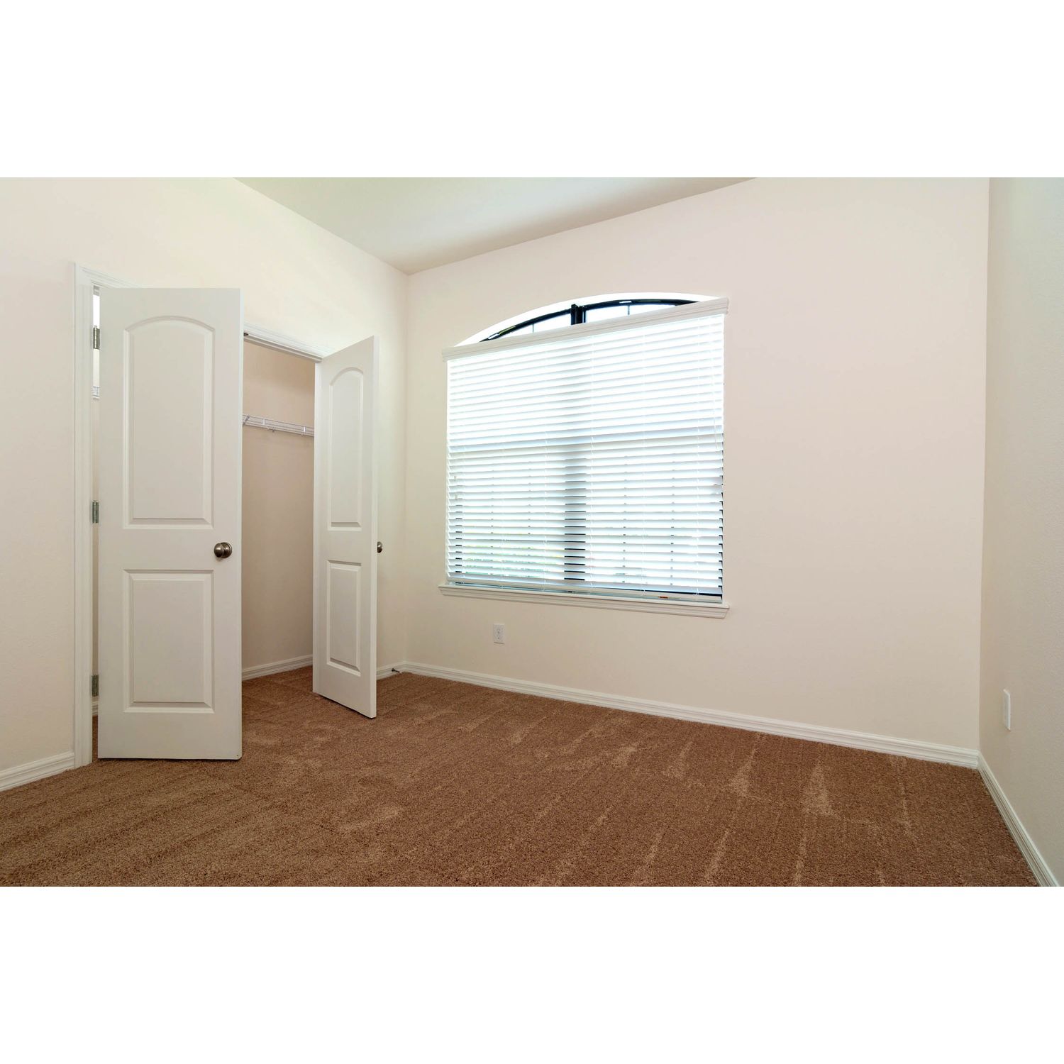 Photo of Santa Rosa in Riverview, FL 33579