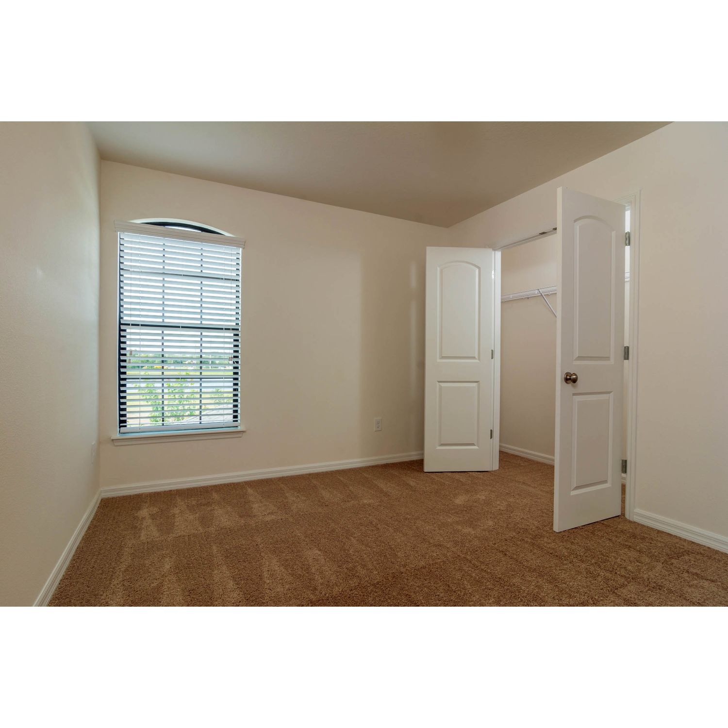 Photo of Useppa in Riverview, FL 33579