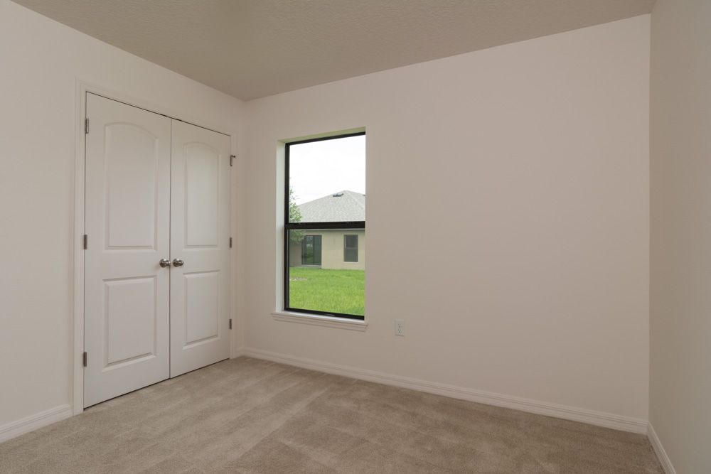 Photo of Estero II in Riverview, FL 33579