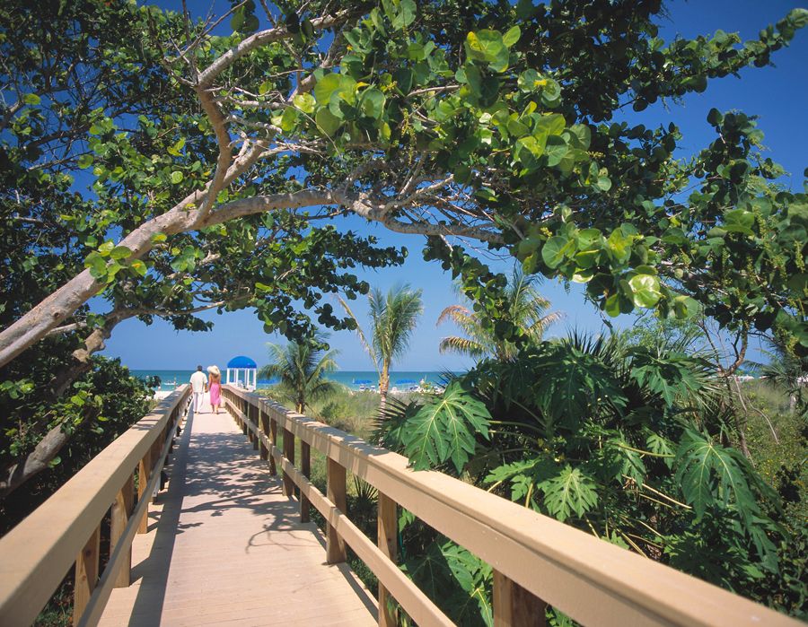 Photo of Executive Homes in Naples, FL 34114