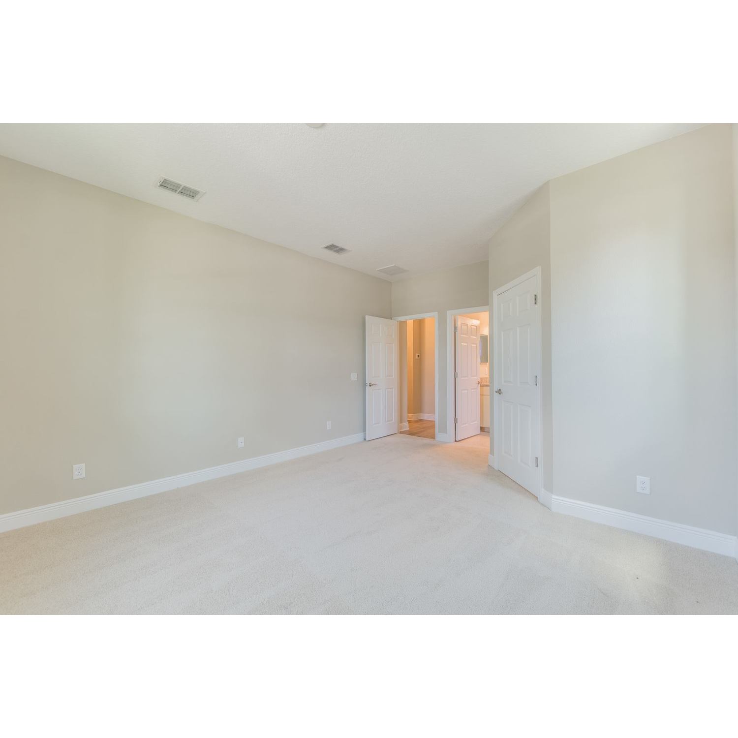 Photo of Campania in Tampa, FL 33647