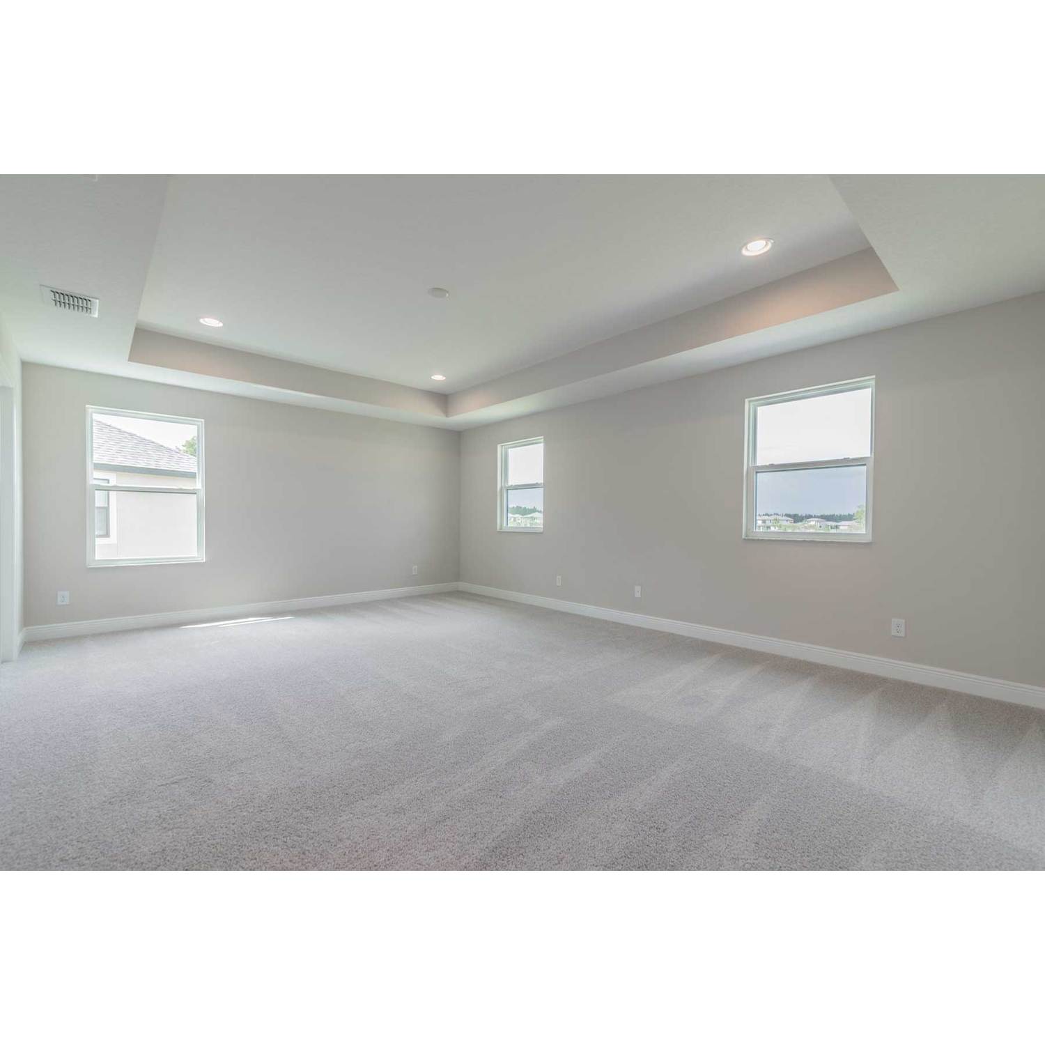 Photo of Grandshore II in Tampa, FL 33647