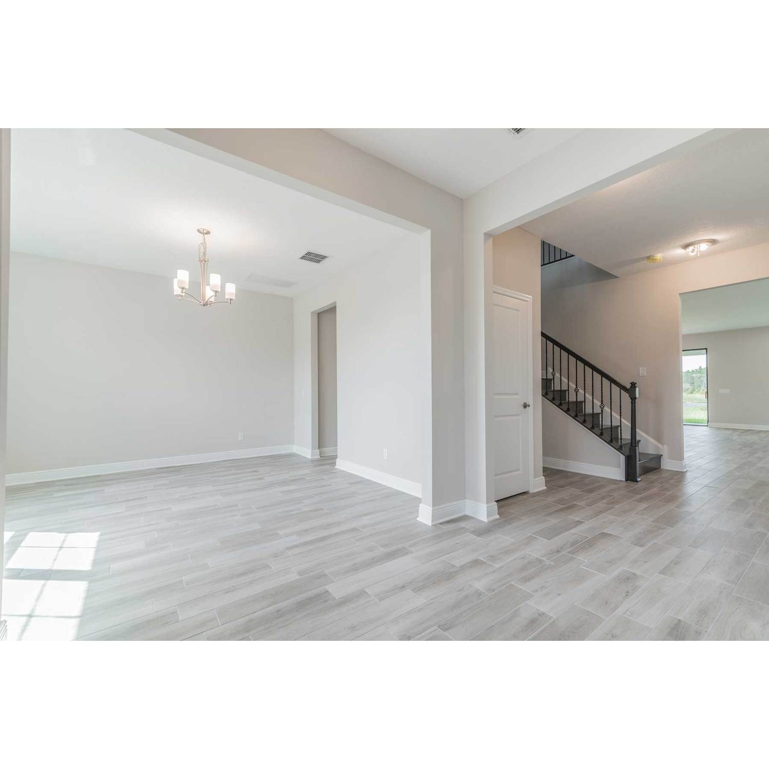 Photo of Grandshore II in Tampa, FL 33647