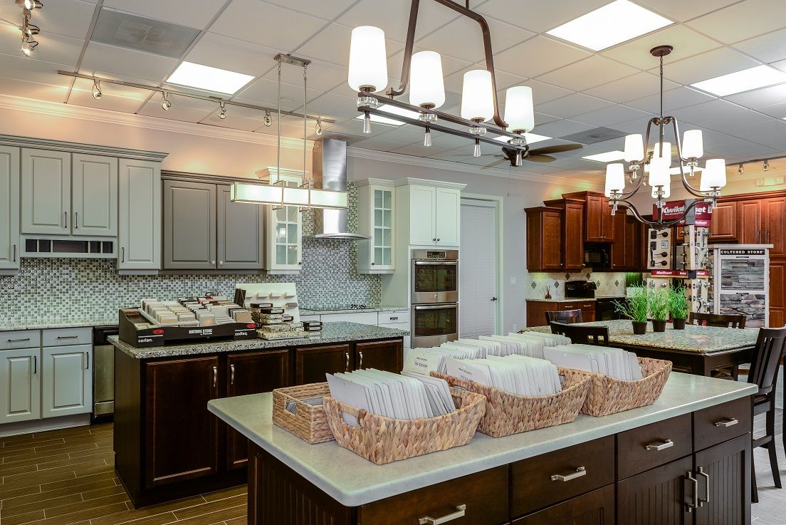 Photo of The Manors at Lake Padgett in Tampa, FL 33618