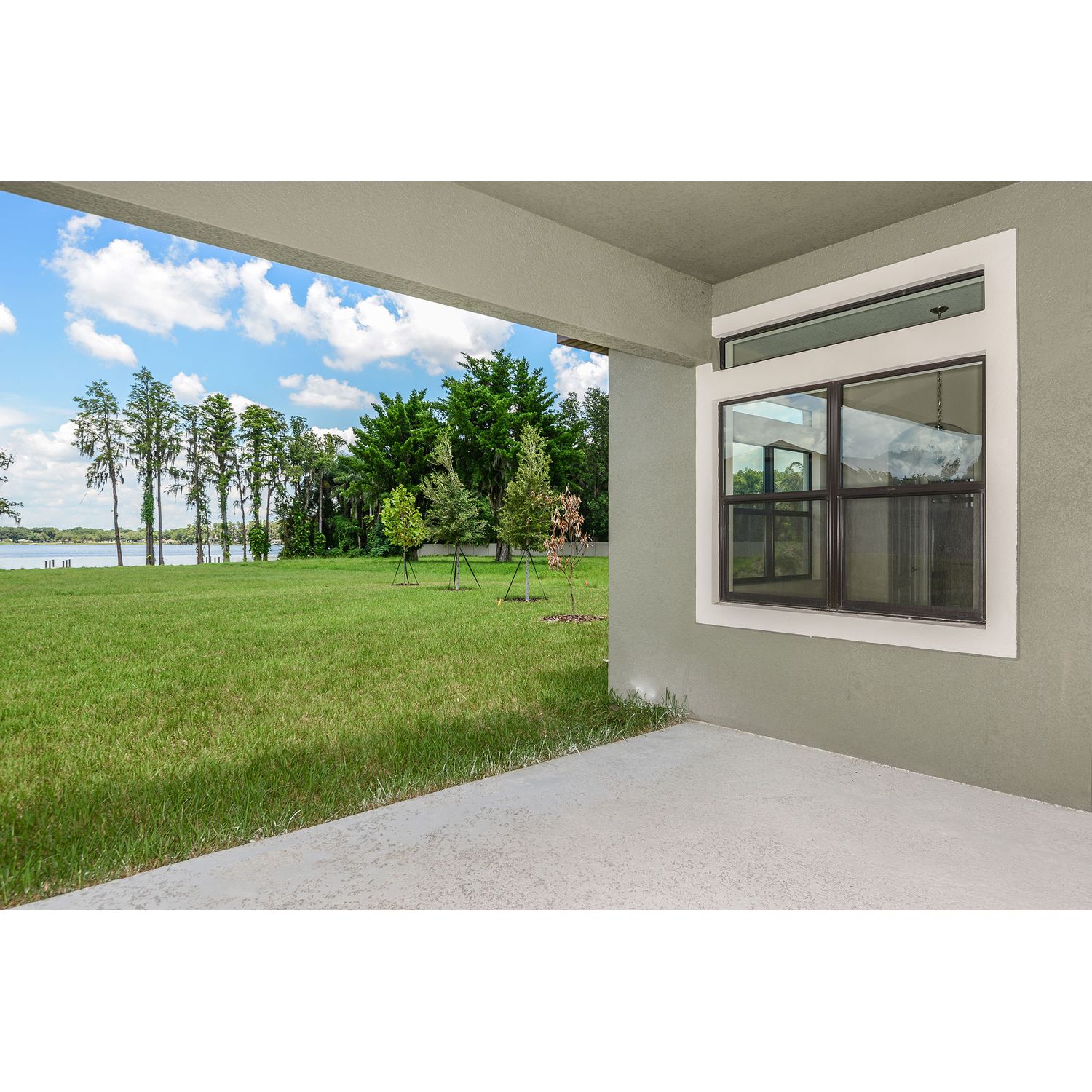 Photo of The Manors at Lake Padgett in Tampa, FL 33618