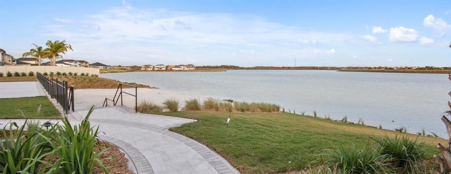 Photo of Lucaya Lake Club Parkside in Riverview, FL 33579