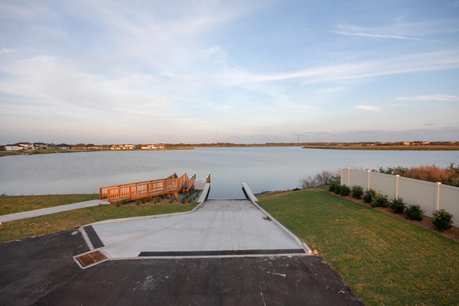 Photo of Lucaya Lake Club - Executive in Riverview, FL 33579