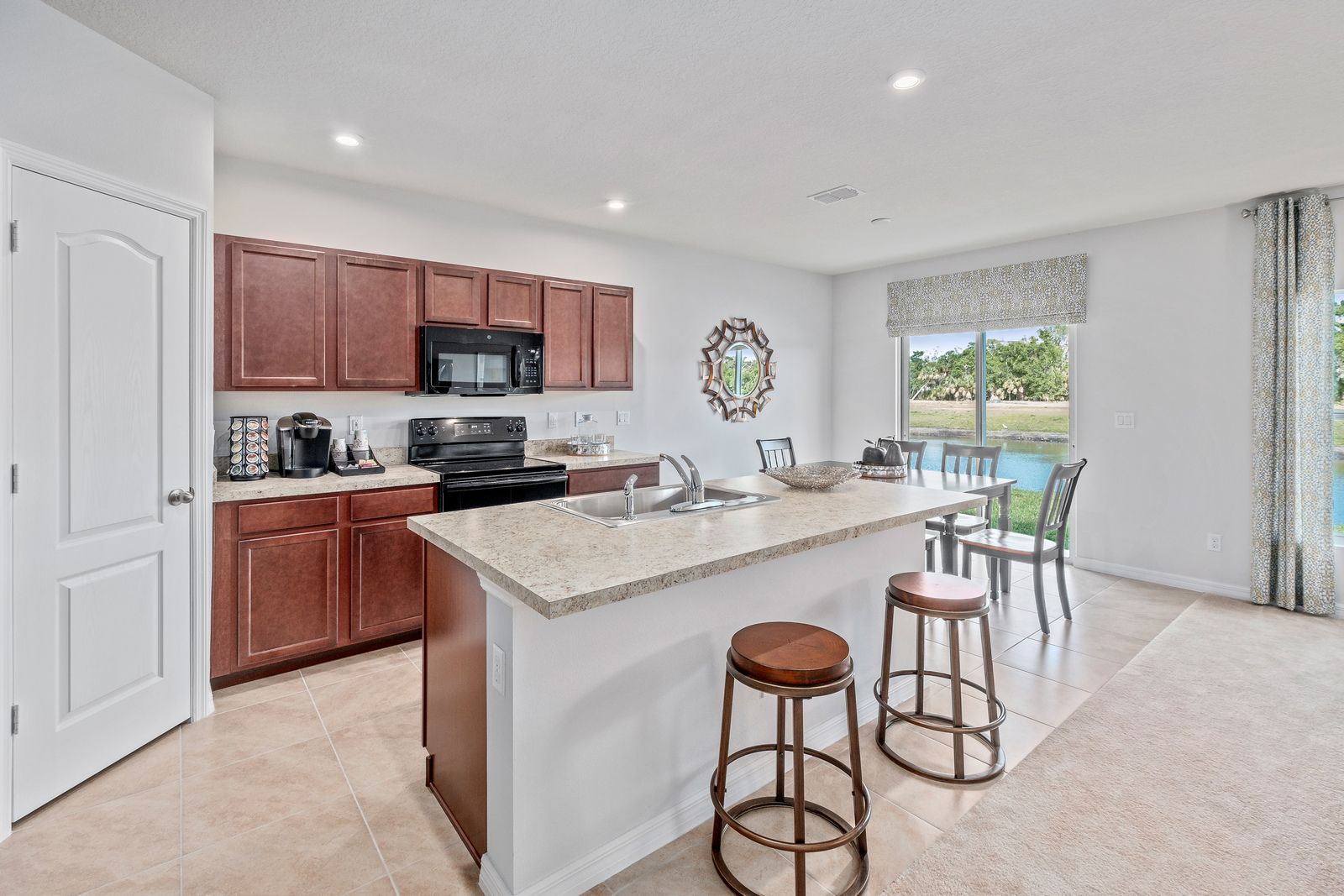 Photo of F1452 in Winter Haven, FL 33881