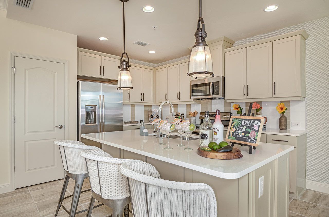 Photo of Kendal in Naples, FL 34120
