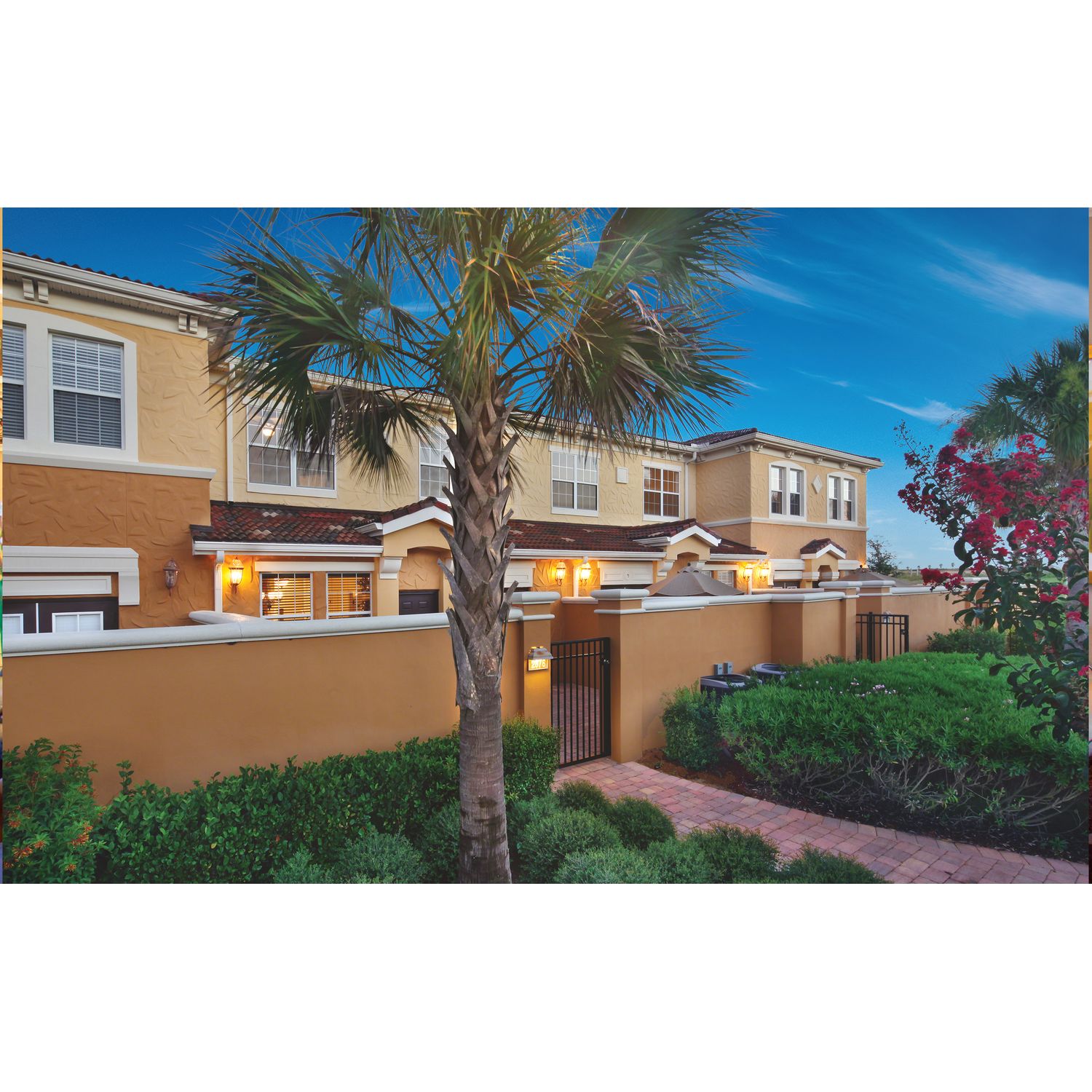 Photo of Waterstone Courtyard Villas in Davenport, FL 33897