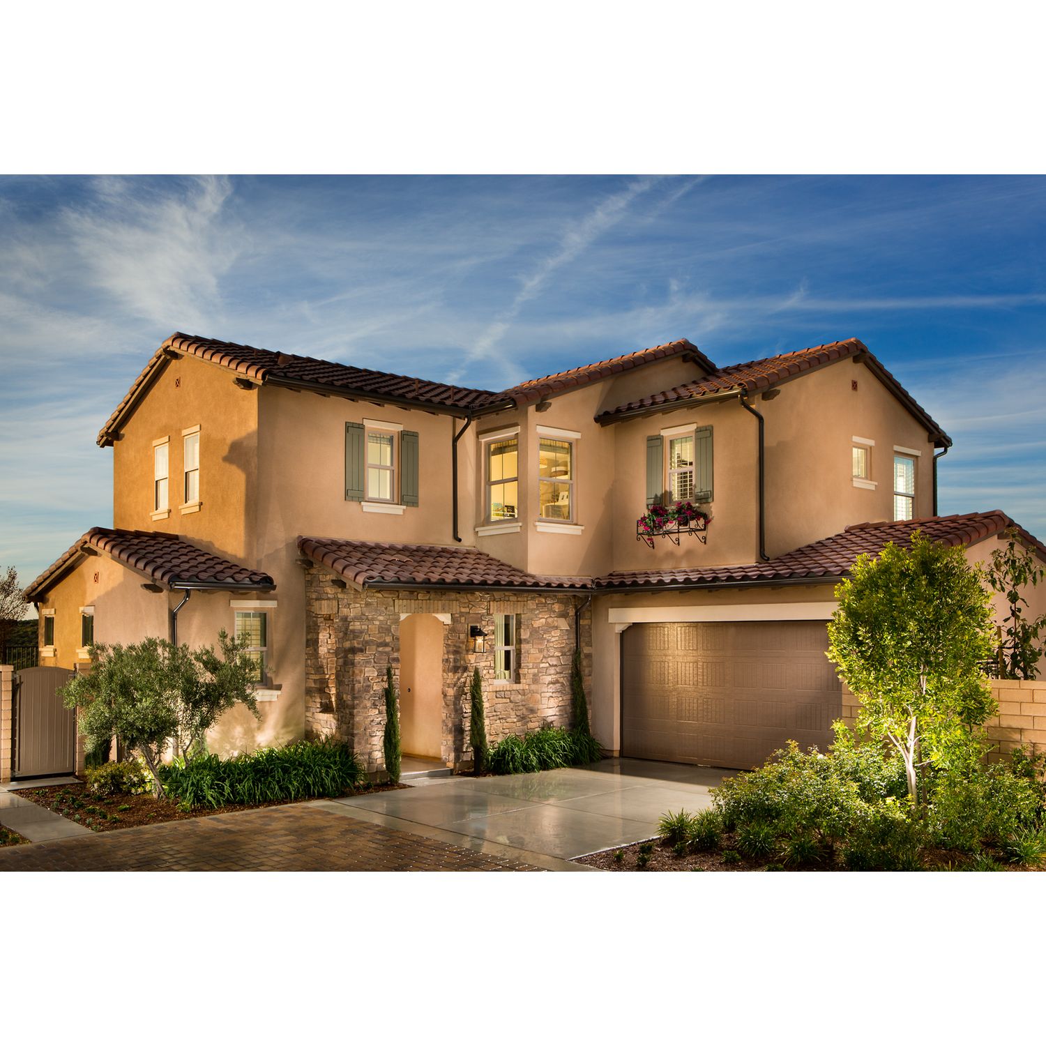 Photo of Crestline in Lake Forest, CA 92630