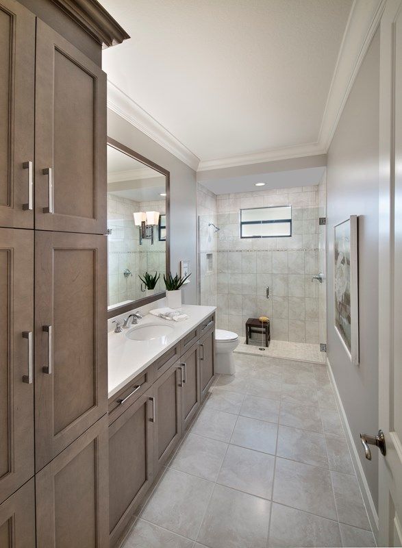 Photo of Windsor III in Naples, FL 34119
