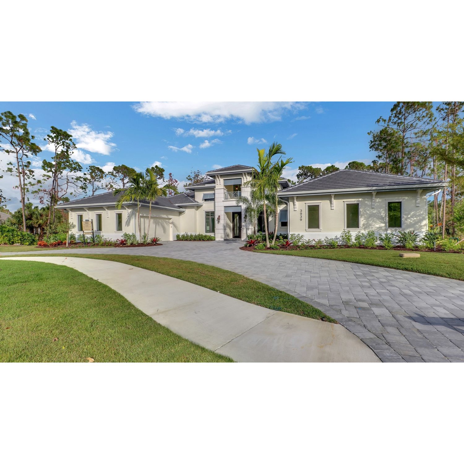 Photo of Muirfield VI in Naples, FL 34119