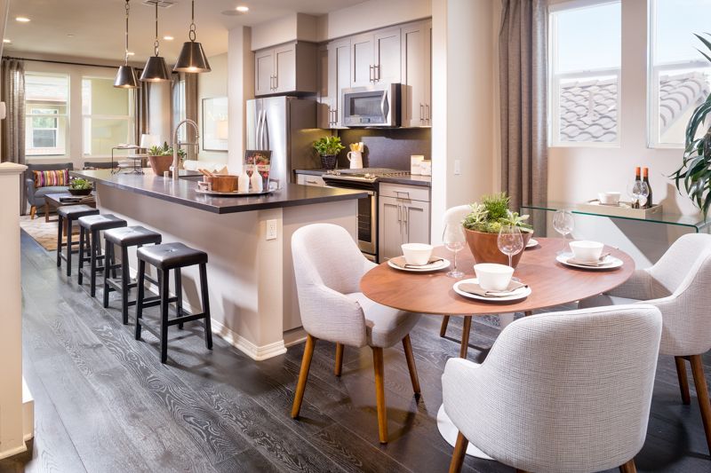 Photo of Ventana Walk in Santa Ana, CA 92703