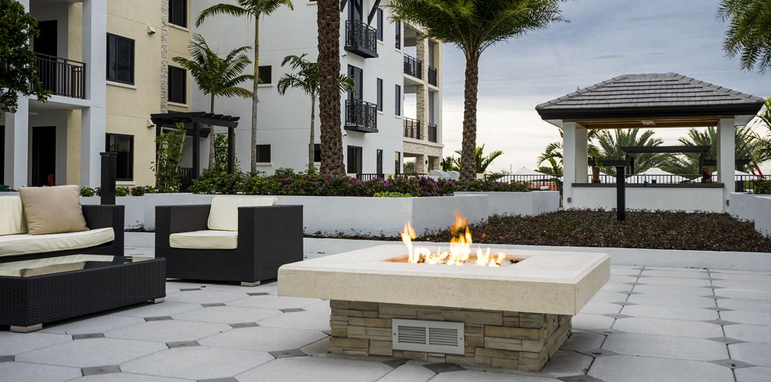 Photo of Naples Square in Naples, FL 34102