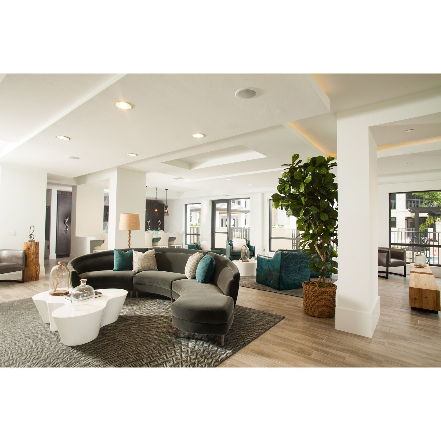 Photo of Naples Square in Naples, FL 34102