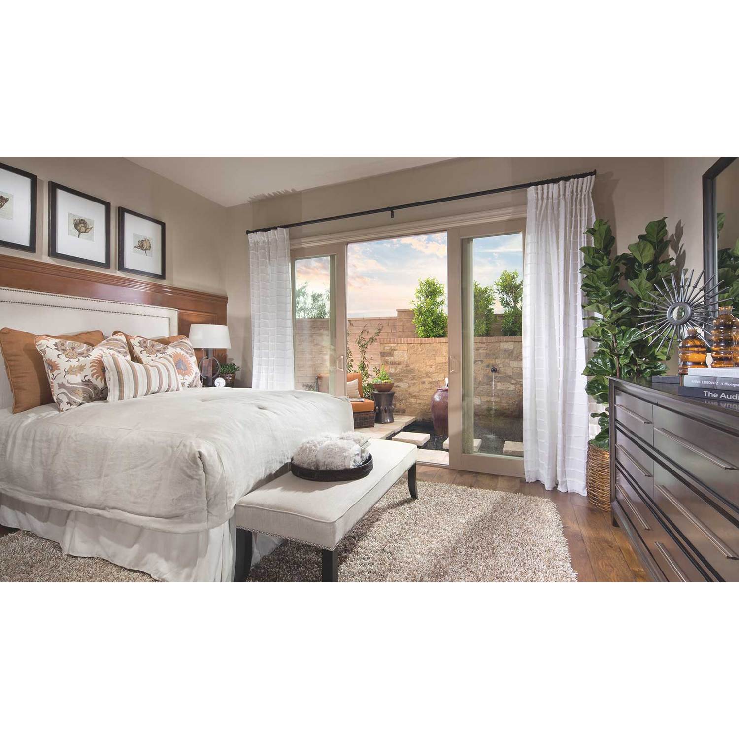 Photo of Residence 3 in Irvine, CA 92602