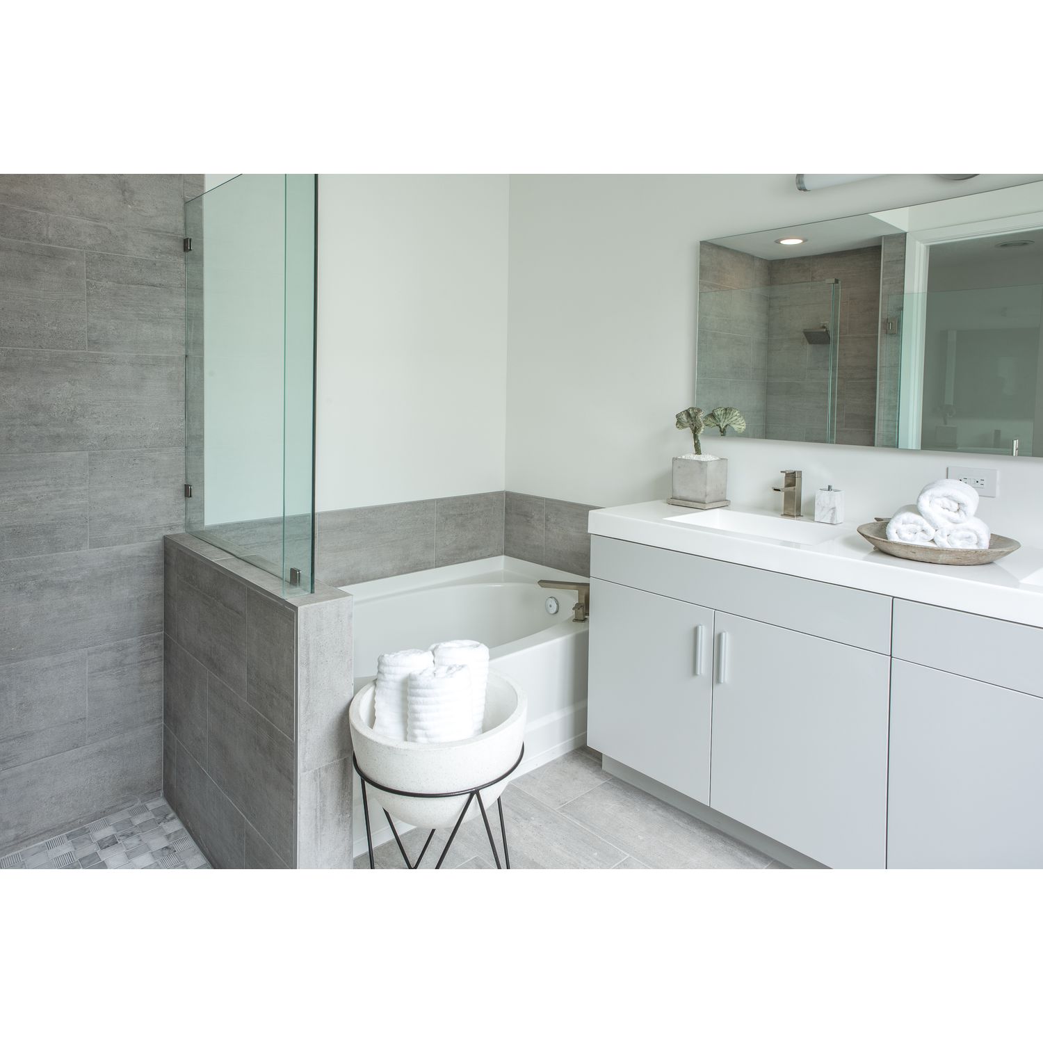 Photo of Mosaic at Venetian Parc in Miami, FL 33187