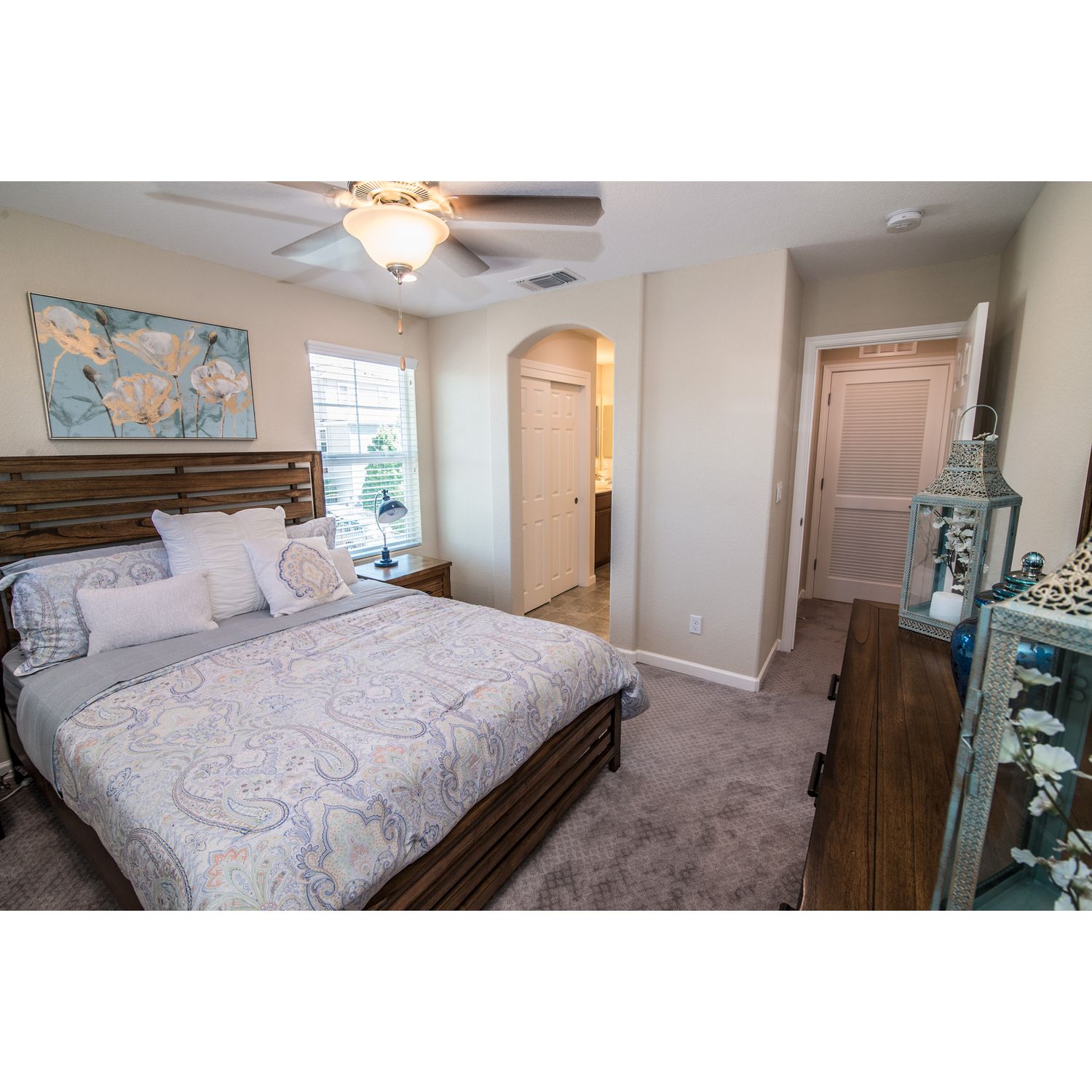 Photo of Residence 1 in Sacramento, CA 95823