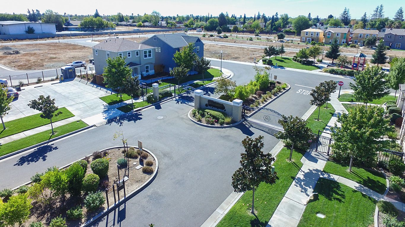 Photo of Somerset in Sacramento, CA 95823
