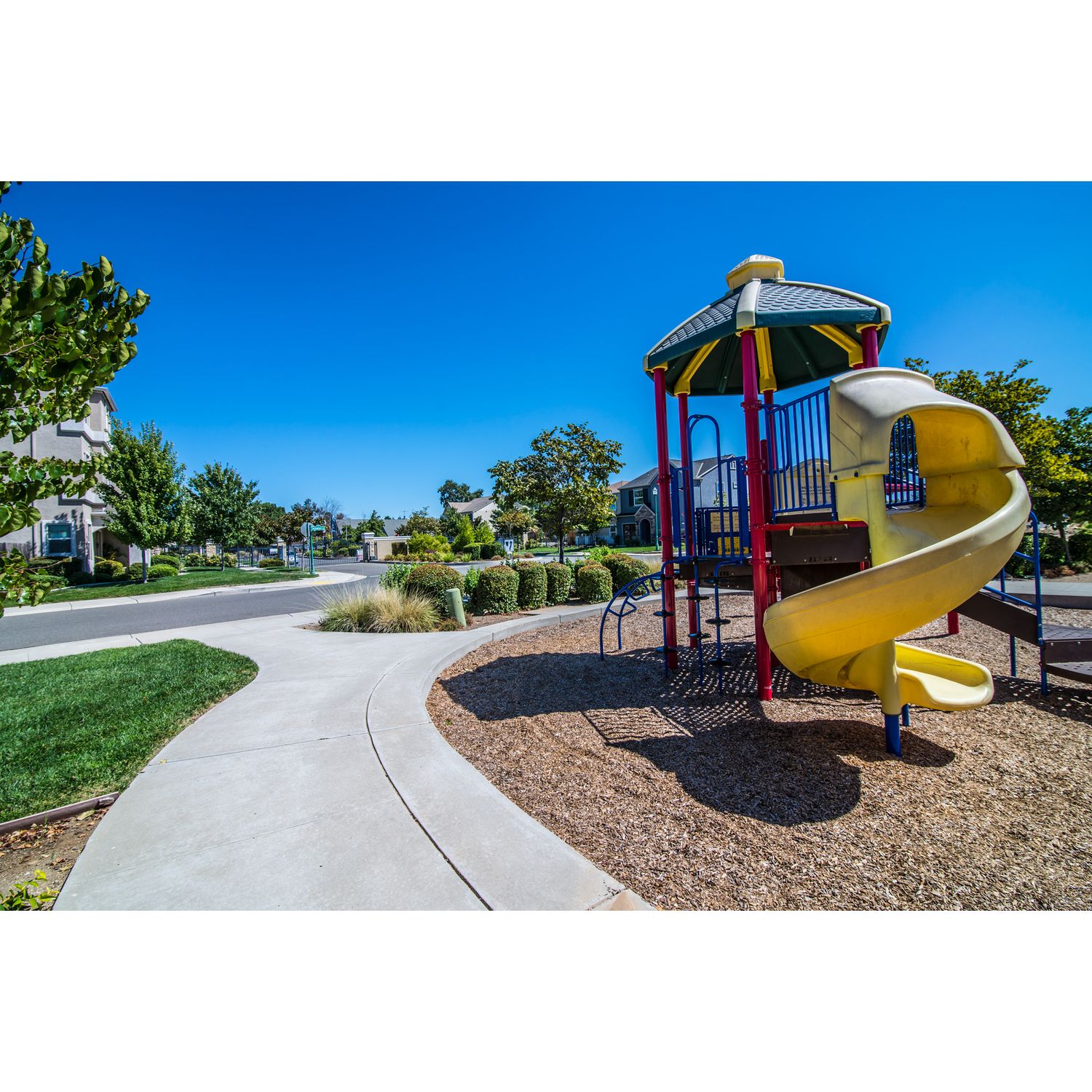 Photo of Somerset in Sacramento, CA 95823