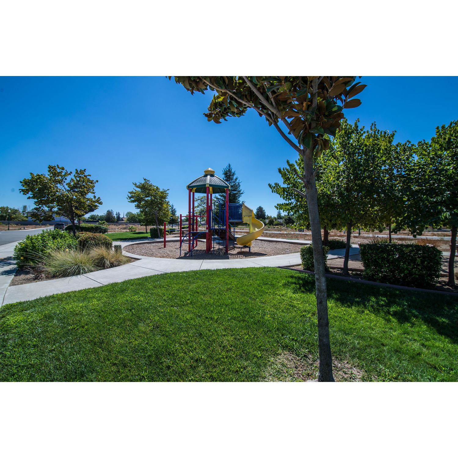Photo of Somerset in Sacramento, CA 95823